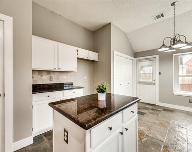7409 Gillon Drive - Photo Thumbnail 8