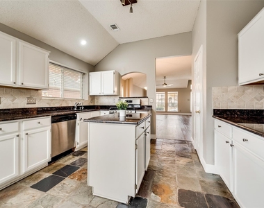 7409 Gillon Drive - Photo Thumbnail 11