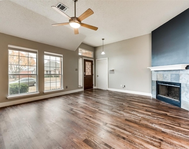 7409 Gillon Drive - Photo Thumbnail 2