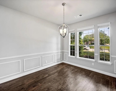 1056 E Seminole Trail - Photo Thumbnail 5