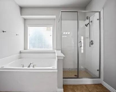 1056 E Seminole Trail - Photo Thumbnail 14