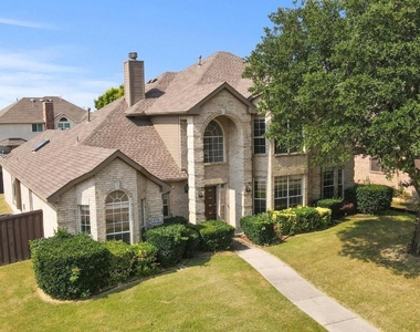 1056 E Seminole Trail - Photo Thumbnail 1