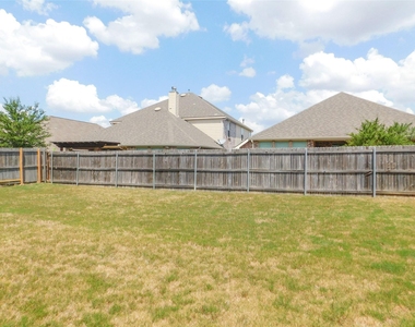 2661 Lake Ridge Drive - Photo Thumbnail 25