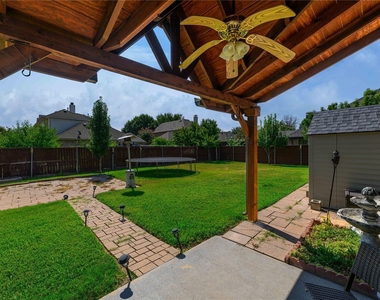 712 Twin Valley Drive - Photo Thumbnail 19