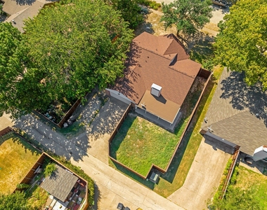 8400 Willow Creek Drive - Photo Thumbnail 26