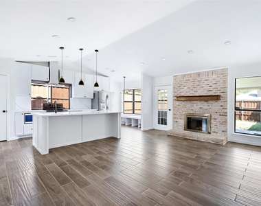 8400 Willow Creek Drive - Photo Thumbnail 2