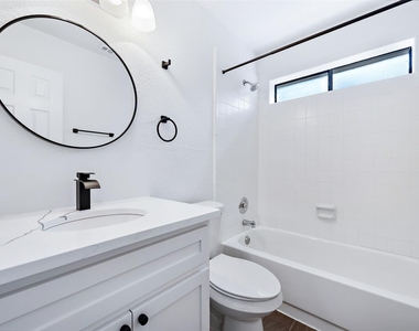8400 Willow Creek Drive - Photo Thumbnail 17