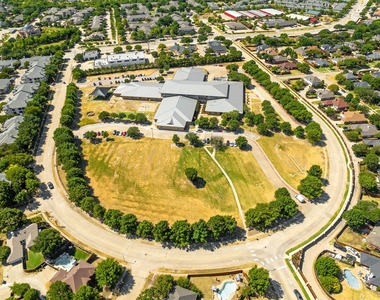 8400 Willow Creek Drive - Photo Thumbnail 29
