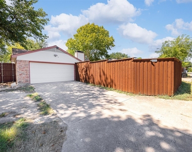 8400 Willow Creek Drive - Photo Thumbnail 24