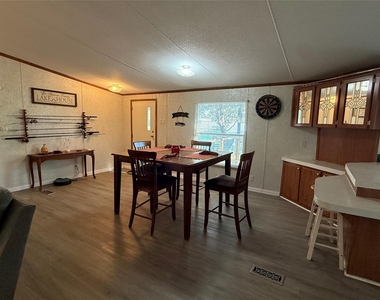 122 Private Road 198 - Photo Thumbnail 11