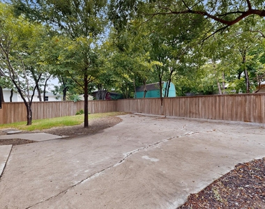 2330 Cody Drive - Photo Thumbnail 29