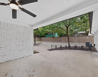2330 Cody Drive - Photo Thumbnail 28