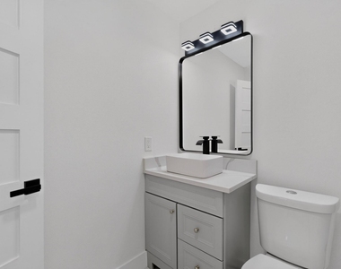 2330 Cody Drive - Photo Thumbnail 16