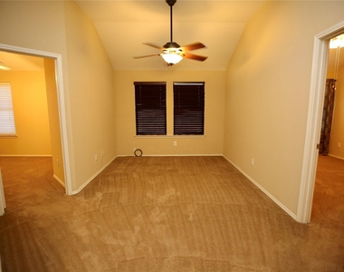 5708 Calf Creek Drive - Photo Thumbnail 8