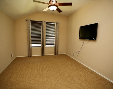 5708 Calf Creek Drive - Photo Thumbnail 11