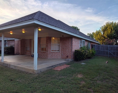 121 Canterbury Street - Photo Thumbnail 21