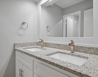 16817 Rustic Meadows Drive - Photo Thumbnail 16