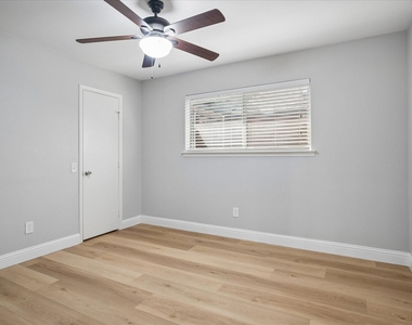 16817 Rustic Meadows Drive - Photo Thumbnail 14