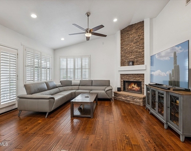 4421 E Mossman Road - Photo Thumbnail 3