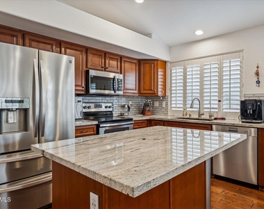 4421 E Mossman Road - Photo Thumbnail 12