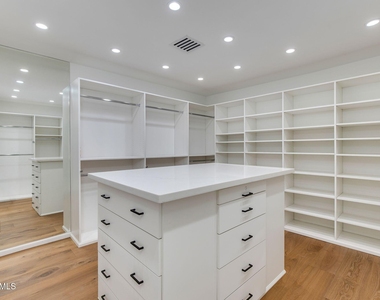 5919 N 45th Street - Photo Thumbnail 18
