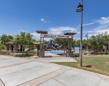 2869 N Coronado Drive - Photo Thumbnail 33