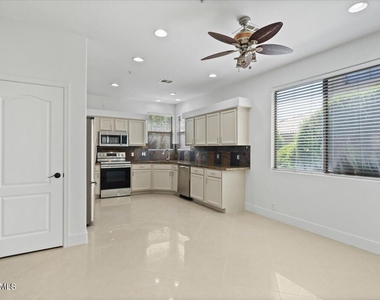 14250 N Saguaro Boulevard - Photo Thumbnail 10