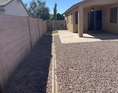 2114 E Cherry Hills Place - Photo Thumbnail 40