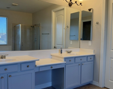 1345 E Lovebird Court - Photo Thumbnail 26