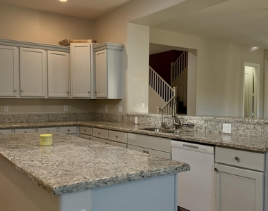 1345 E Lovebird Court - Photo Thumbnail 13