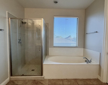 1345 E Lovebird Court - Photo Thumbnail 28