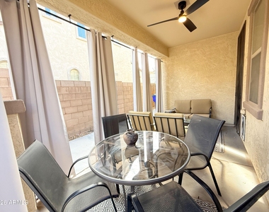 3272 E Meadowview Drive - Photo Thumbnail 29