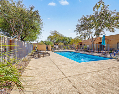 8800 N 107th Avenue - Photo Thumbnail 18