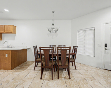 8800 N 107th Avenue - Photo Thumbnail 3