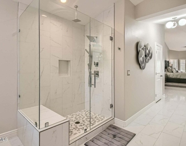 15827 S 36th Street - Photo Thumbnail 16