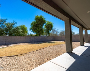 18433 W Sunnyslope Lane - Photo Thumbnail 19