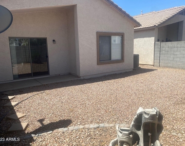 622 W Colt Road - Photo Thumbnail 25