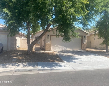 622 W Colt Road - Photo Thumbnail 1