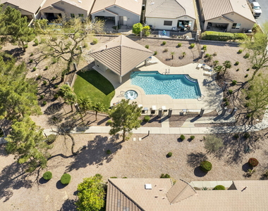 3243 E Maldonado Drive - Photo Thumbnail 32
