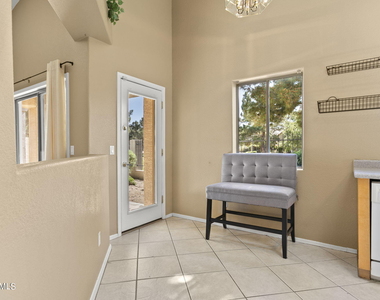3243 E Maldonado Drive - Photo Thumbnail 13