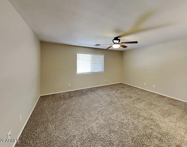 10467 W Sunflower Place - Photo Thumbnail 4