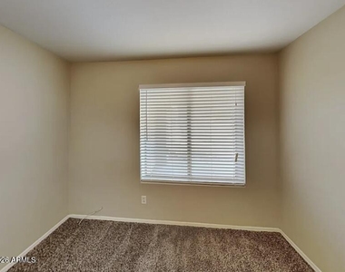 10467 W Sunflower Place - Photo Thumbnail 5