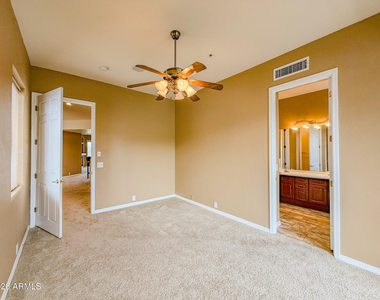 3800 S Cantabria Circle - Photo Thumbnail 21