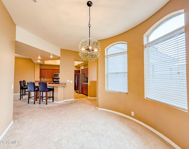 3800 S Cantabria Circle - Photo Thumbnail 10