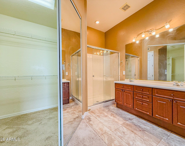 3800 S Cantabria Circle - Photo Thumbnail 16