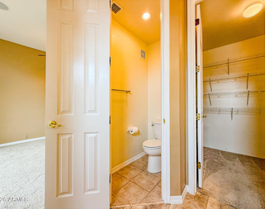 3800 S Cantabria Circle - Photo Thumbnail 23