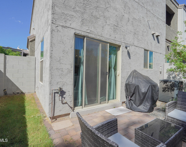 8417 N 22nd Drive - Photo Thumbnail 30