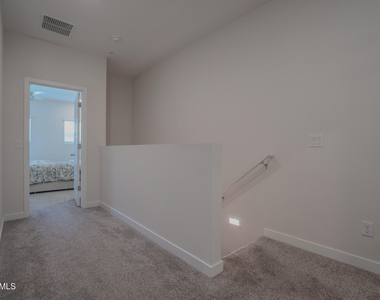 8417 N 22nd Drive - Photo Thumbnail 14