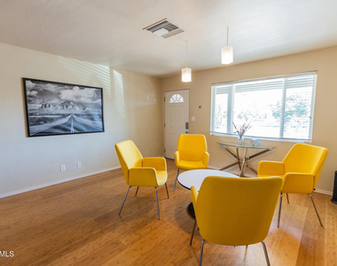 6552 E 2nd Street - Photo Thumbnail 3