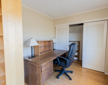 6552 E 2nd Street - Photo Thumbnail 15